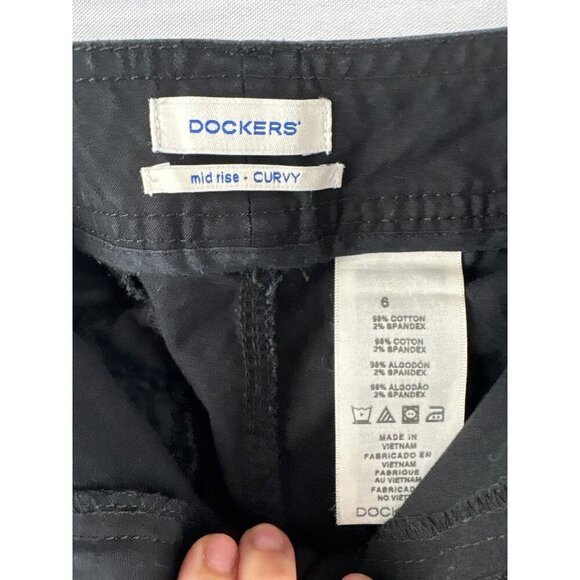 Dockers Womens Mid Rise Curvy Cargo Capris Size 6 Black - Picture 3 of 5